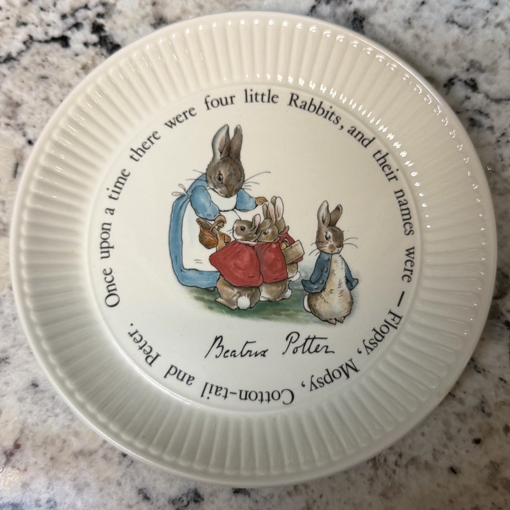 Vintage Wedgwood Beatrix Potter Peter Rabbit Plate in Cream